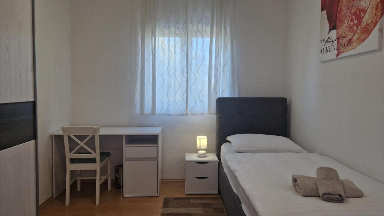Apartments In Rijeka, Free Parking And Large Terrace, 15Min Drive From The Beach Exterior photo